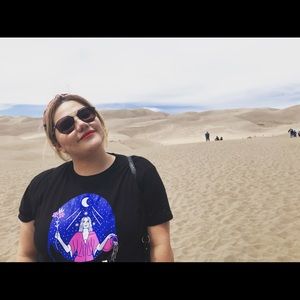 Meet your Posher, Priscila